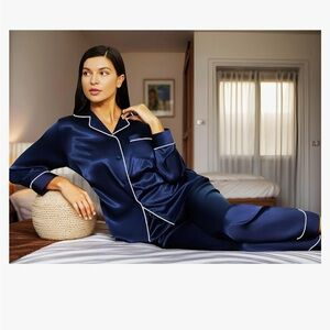 EUC Luxurious Navy Blue Satin Pajama Set with Piping, Pull on Pants SIZE 2XL